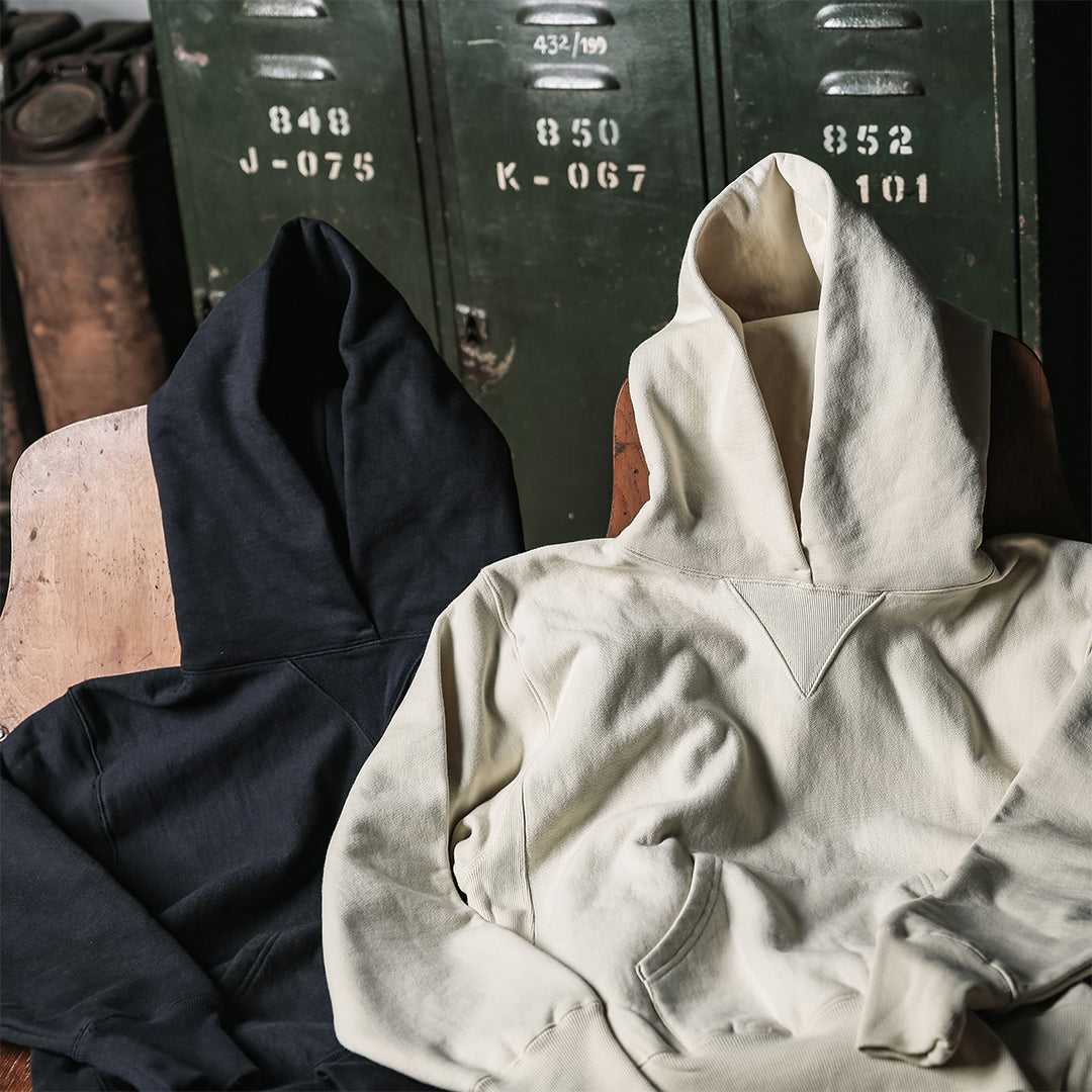 Bronson TOPS 21 Oz Military Academy Reverse Weave Hoodie - Black -Bronson Elegant Shop WechatIMG368