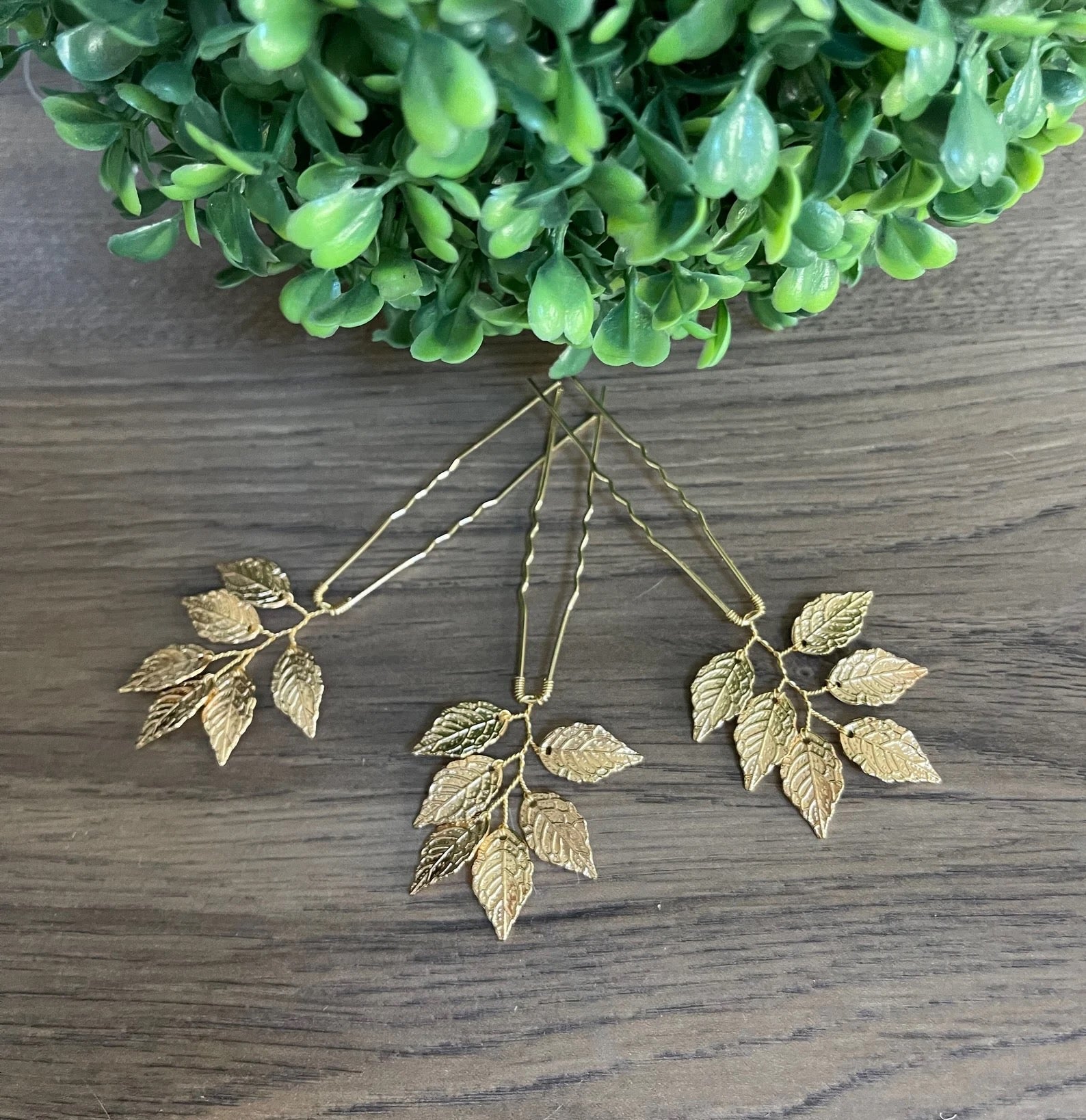 Sara - Leaf hair pin