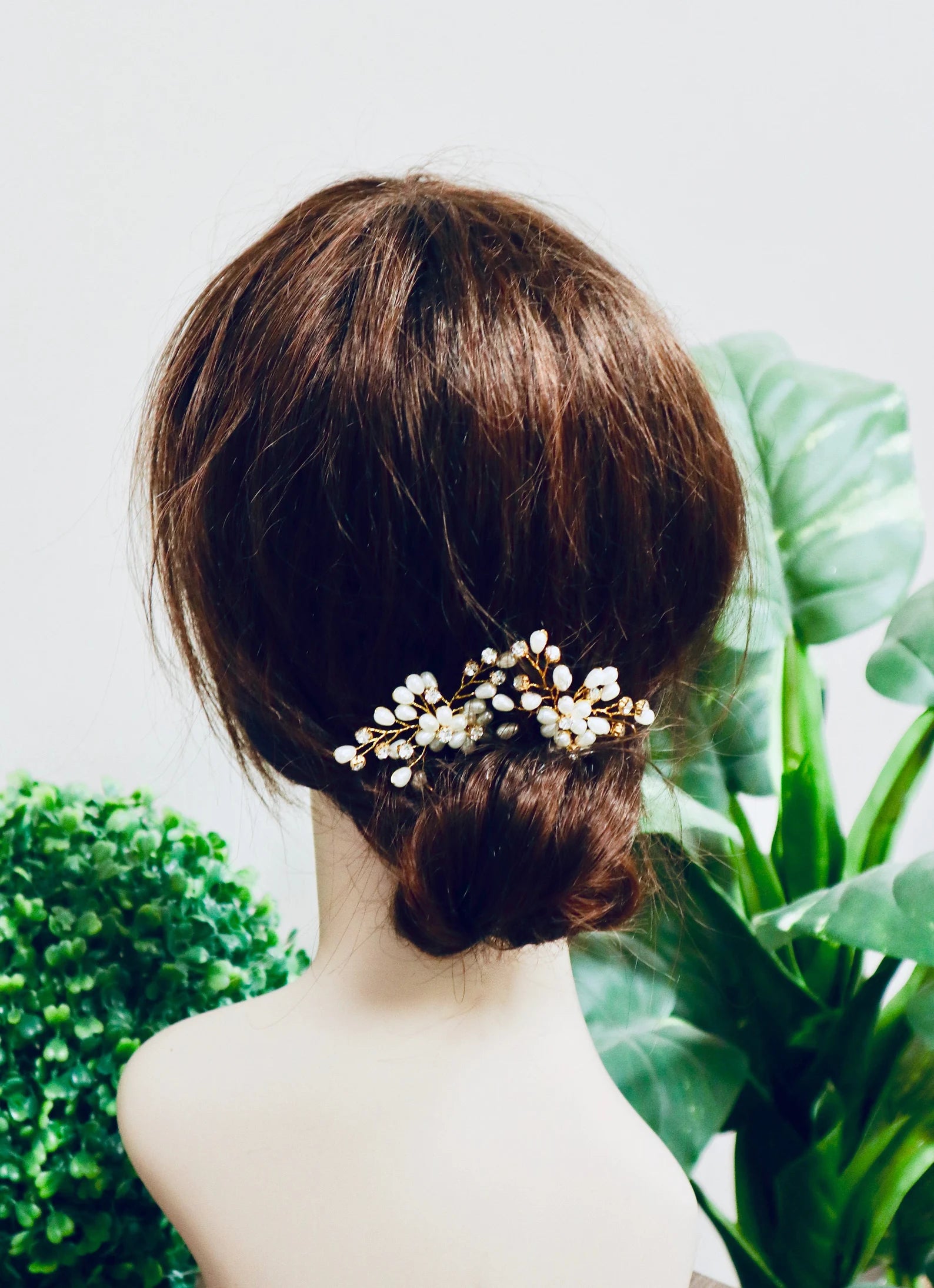 Crystal and Pearl hair pins - Lisa