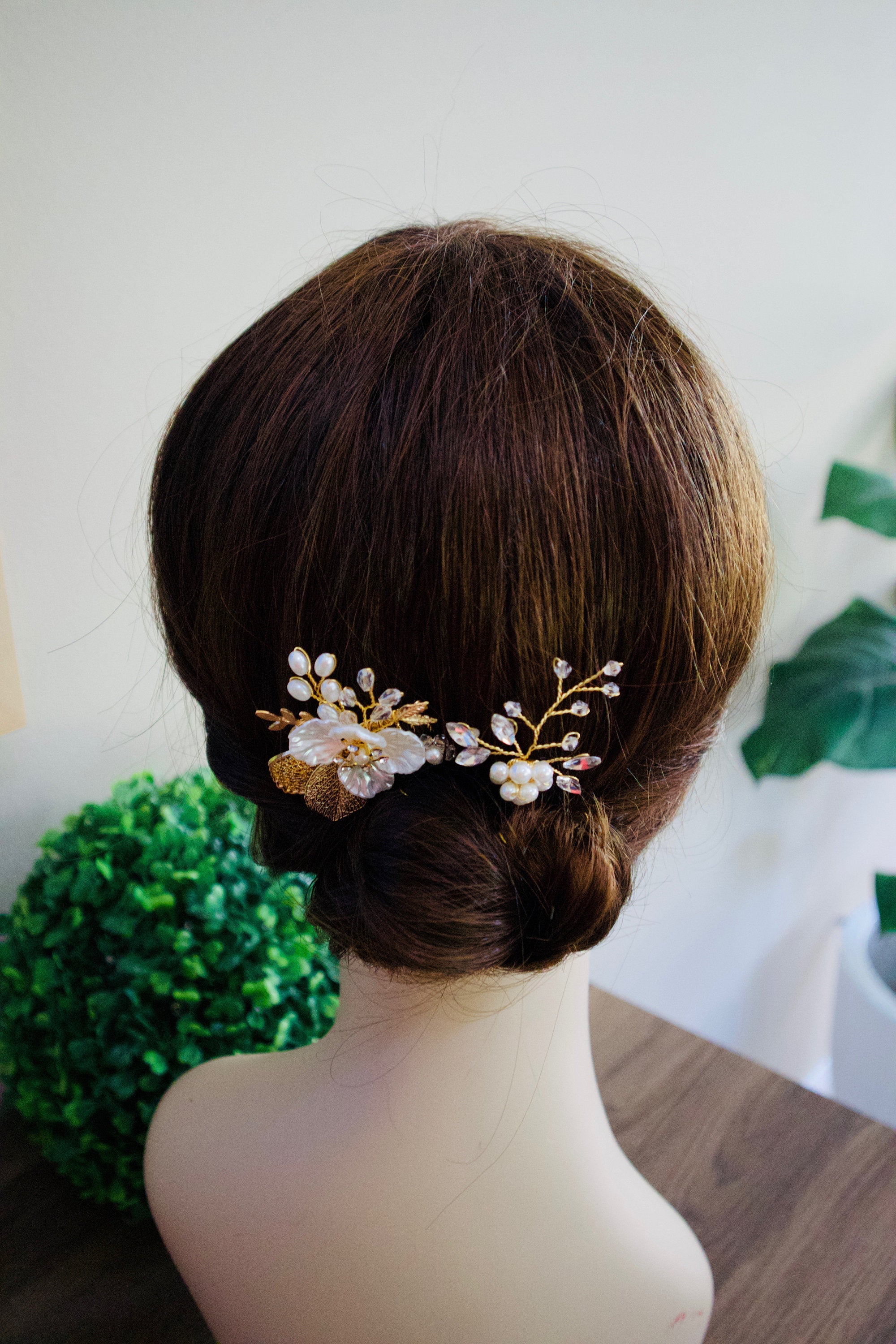 Bridal hair piece Bridal hair pins Bridal hair pin Gold Bridal hair comb Gold hair pins Wedding hair piece Wedding hair pins