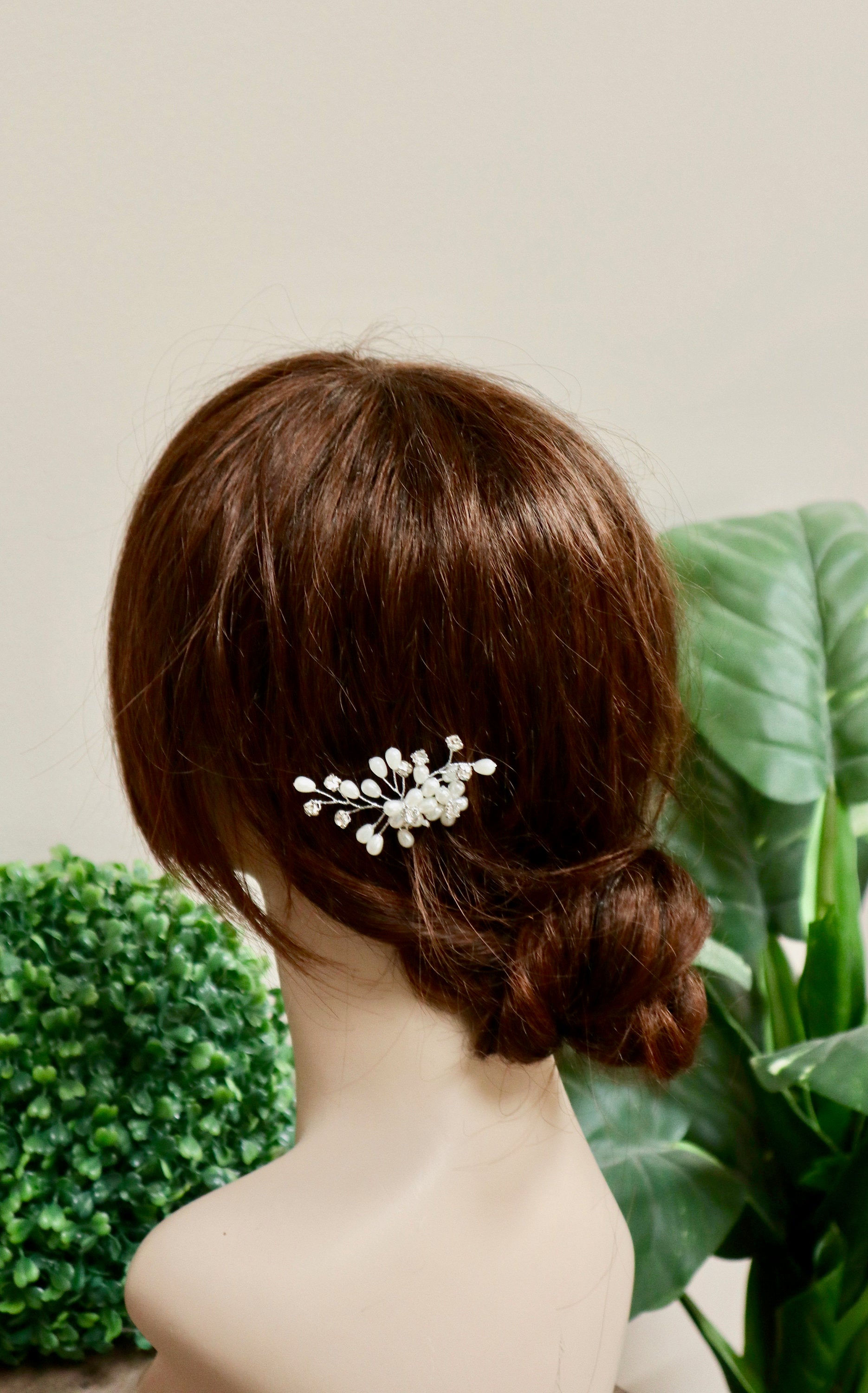 Bridal hair piece Bridal hair comb Wedding hair piece Bridal headpiece Wedding hair comb Bridal hair accessories Wedding hair pins