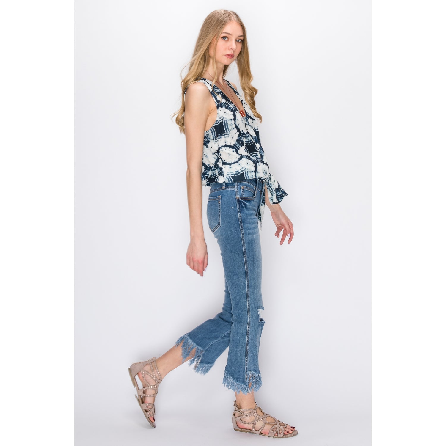 Frayed Hem Crop Jeans