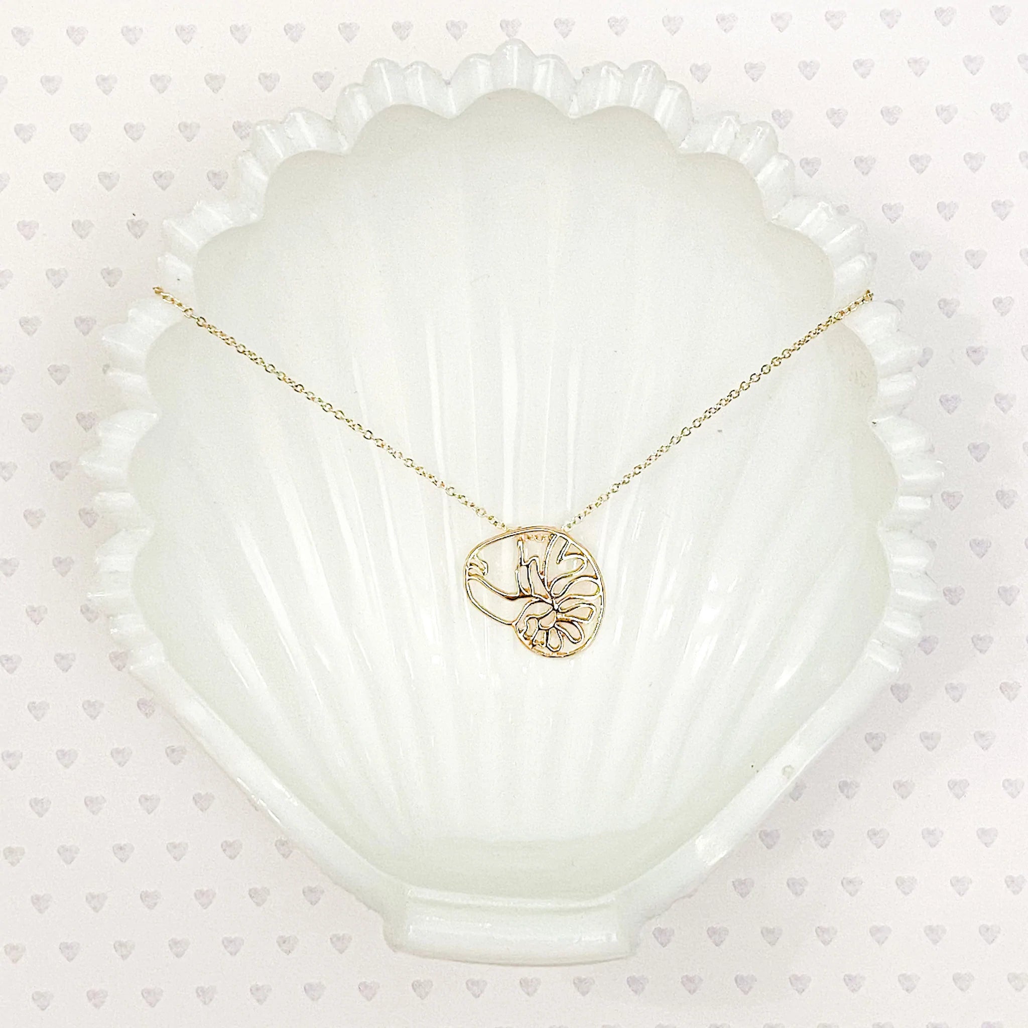 Gold Shell Pendant Necklace