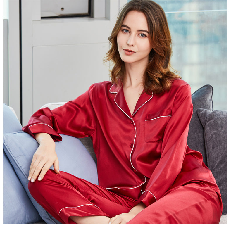 The benefits of silk pajamas