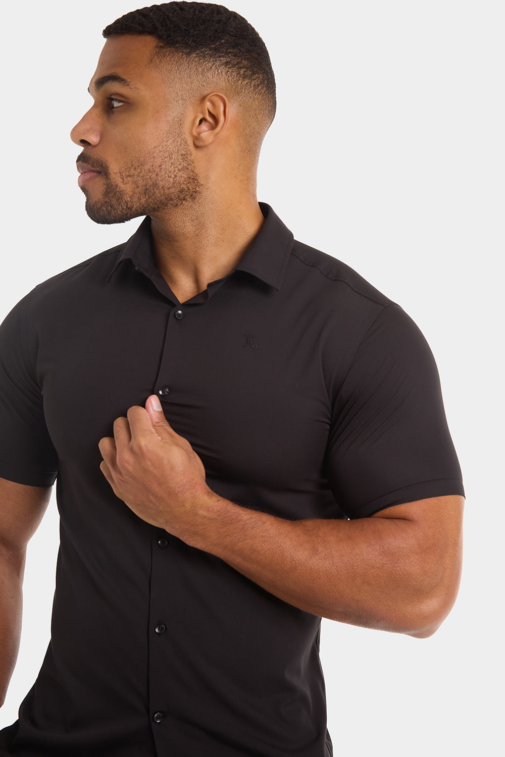 Athletic Fit Short Sleeve Bamboo Shirt in Black