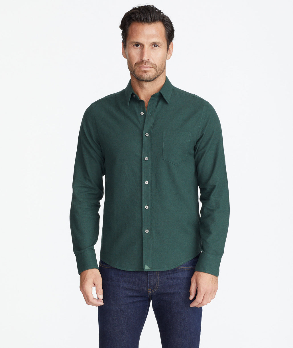model wearing a green flannel sherwood shirt