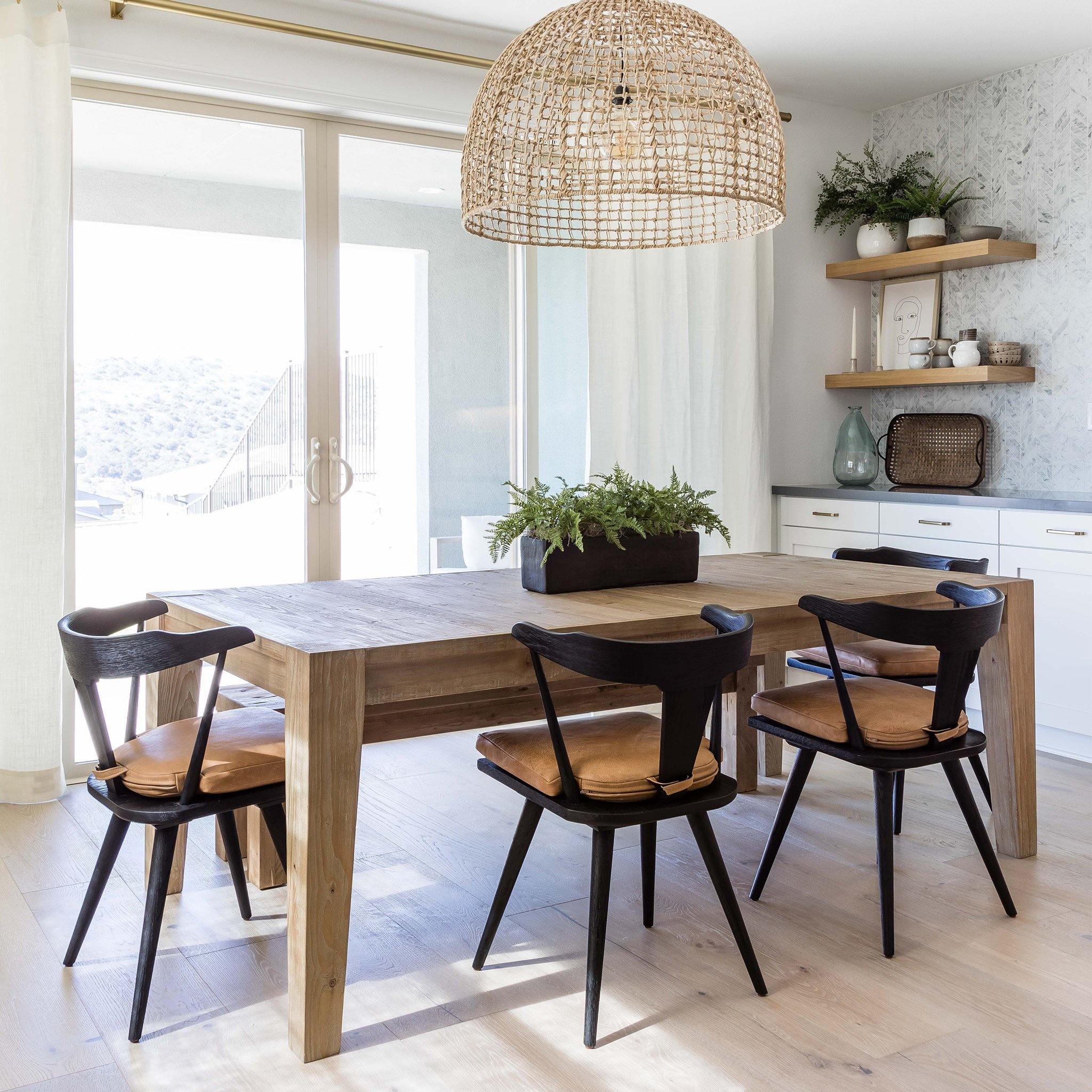 Canary Extension Dining Table