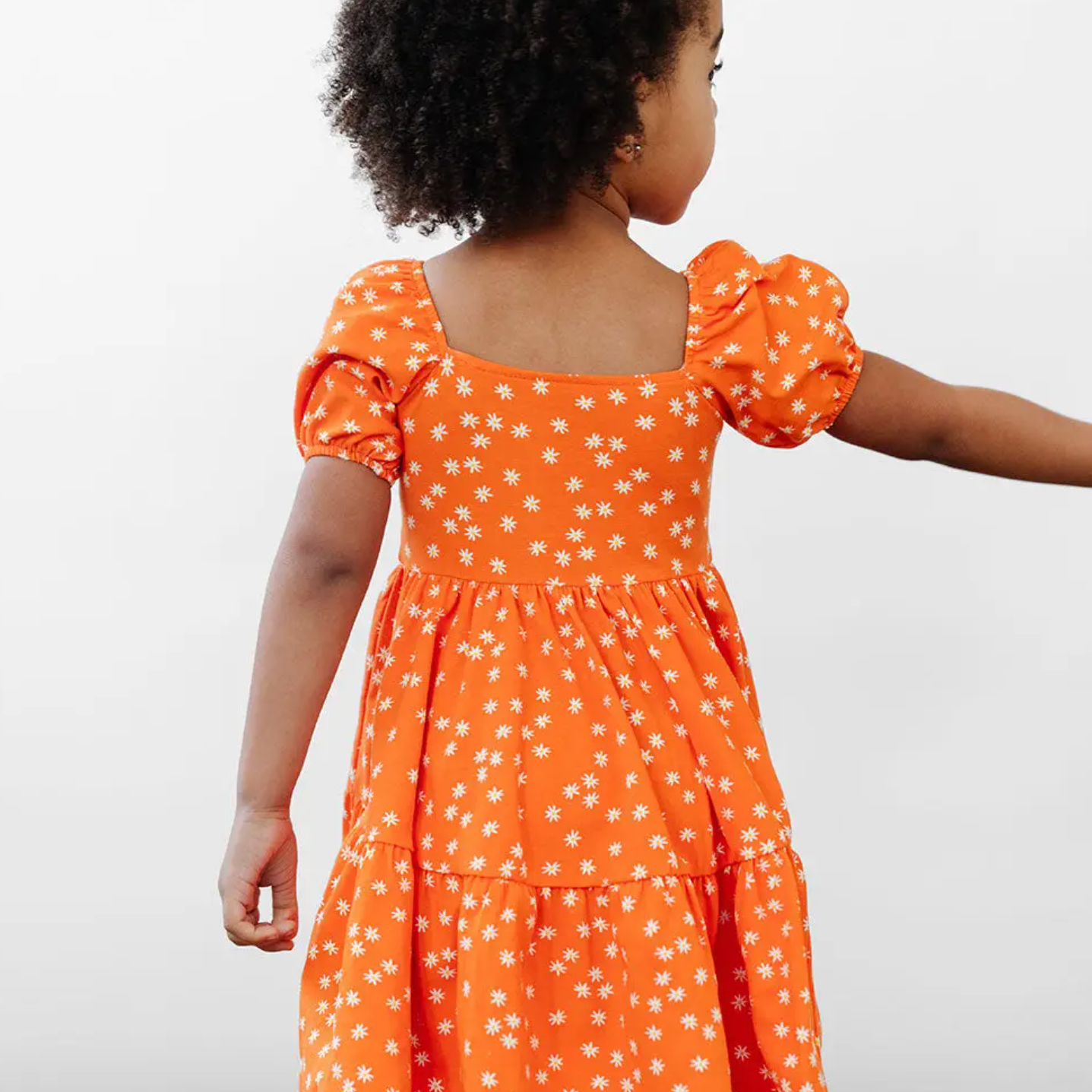 the juliet dress dress in puffin daisy