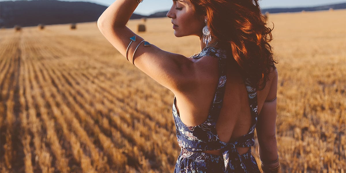 woman wearing dress