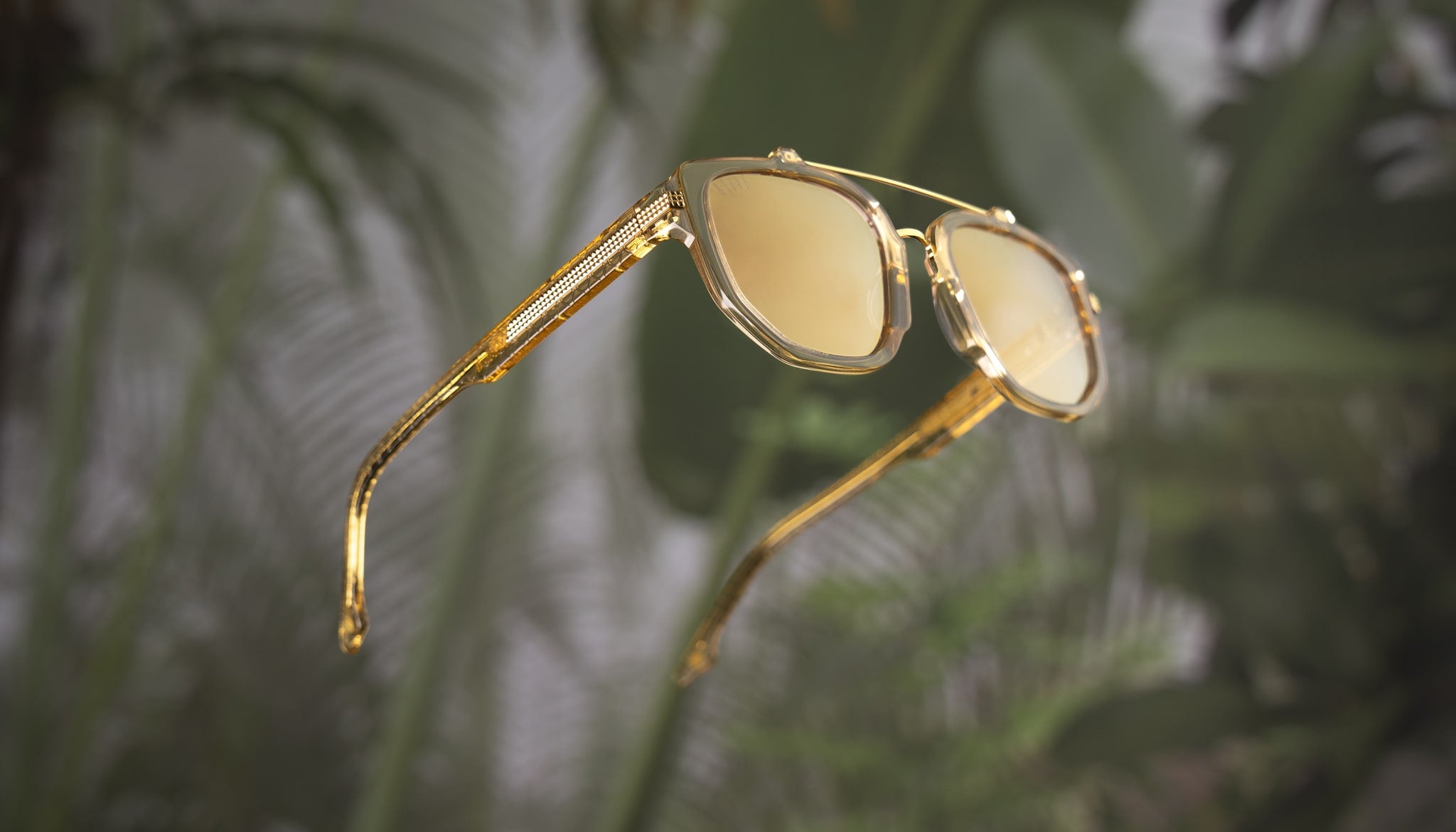 9FIVE Lawrence Gold Scale - Reflective Gold Sunglasses