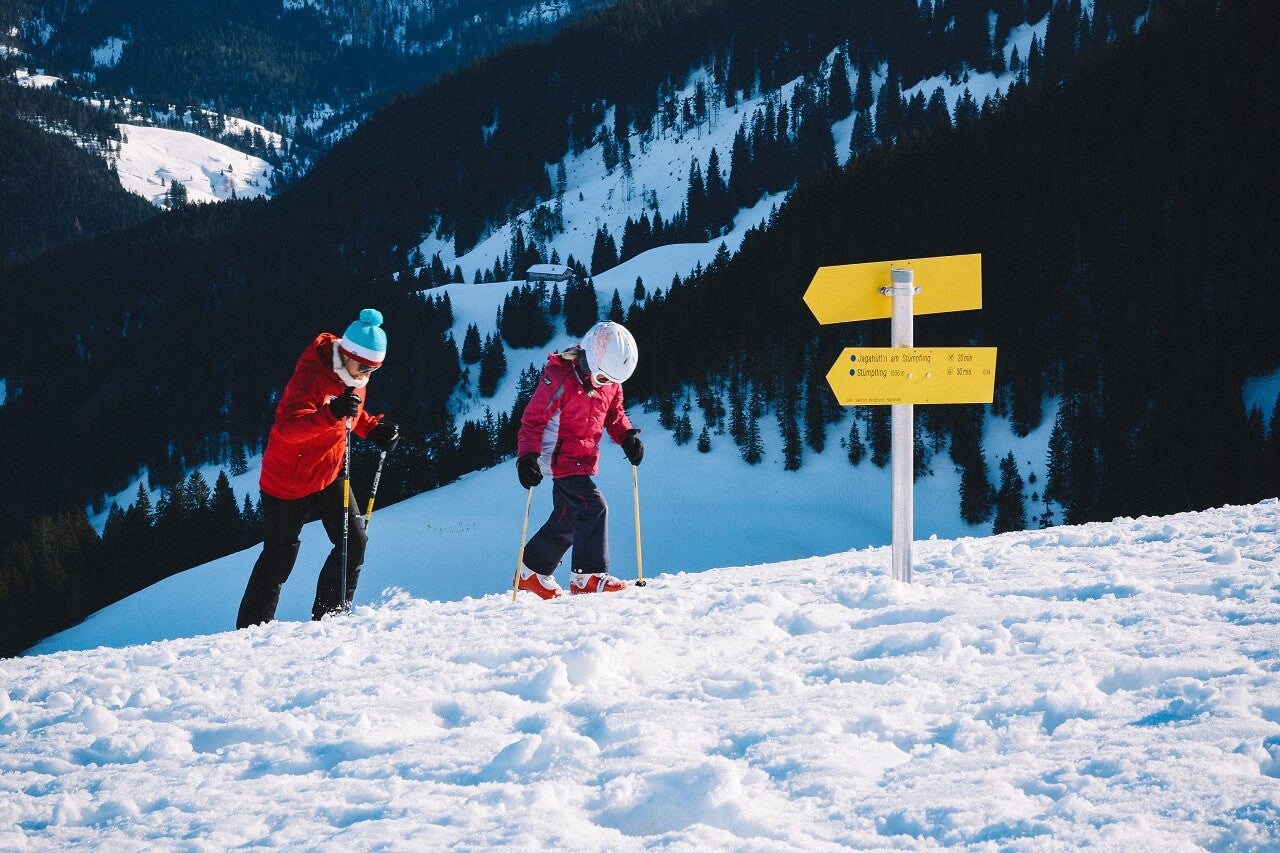 What Pants To Wear Hiking In Winter