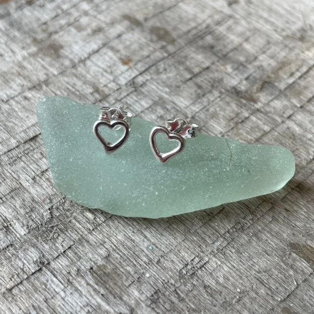  Small Open Hearts Studs 