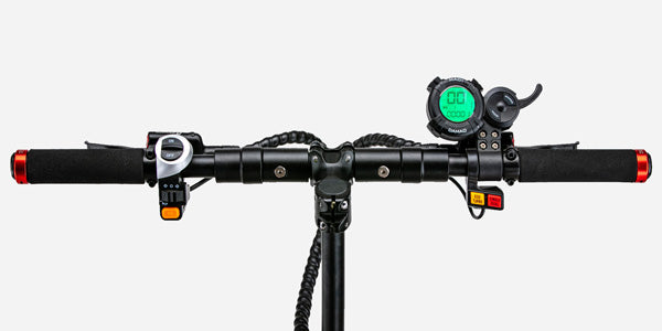 Handlebar and speedometer of teewing x4 electric kick scooter