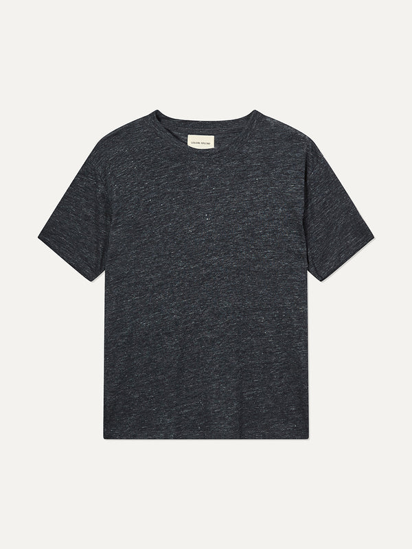 这款罗纹"Tumaraa"毛衣来自该品牌20年春季系列，采用柔软的棉和羊绒混纺面料，编织出略显宽松的轮廓。袖子上的蓬松喇叭形设计，增添了方向感。
 

正码尺寸，取正常尺寸。
稍微宽松的设计
袖子长
加权针织
白色棉和羊绒混纺
滑动
手洗

  
构成70%棉，30%羊绒