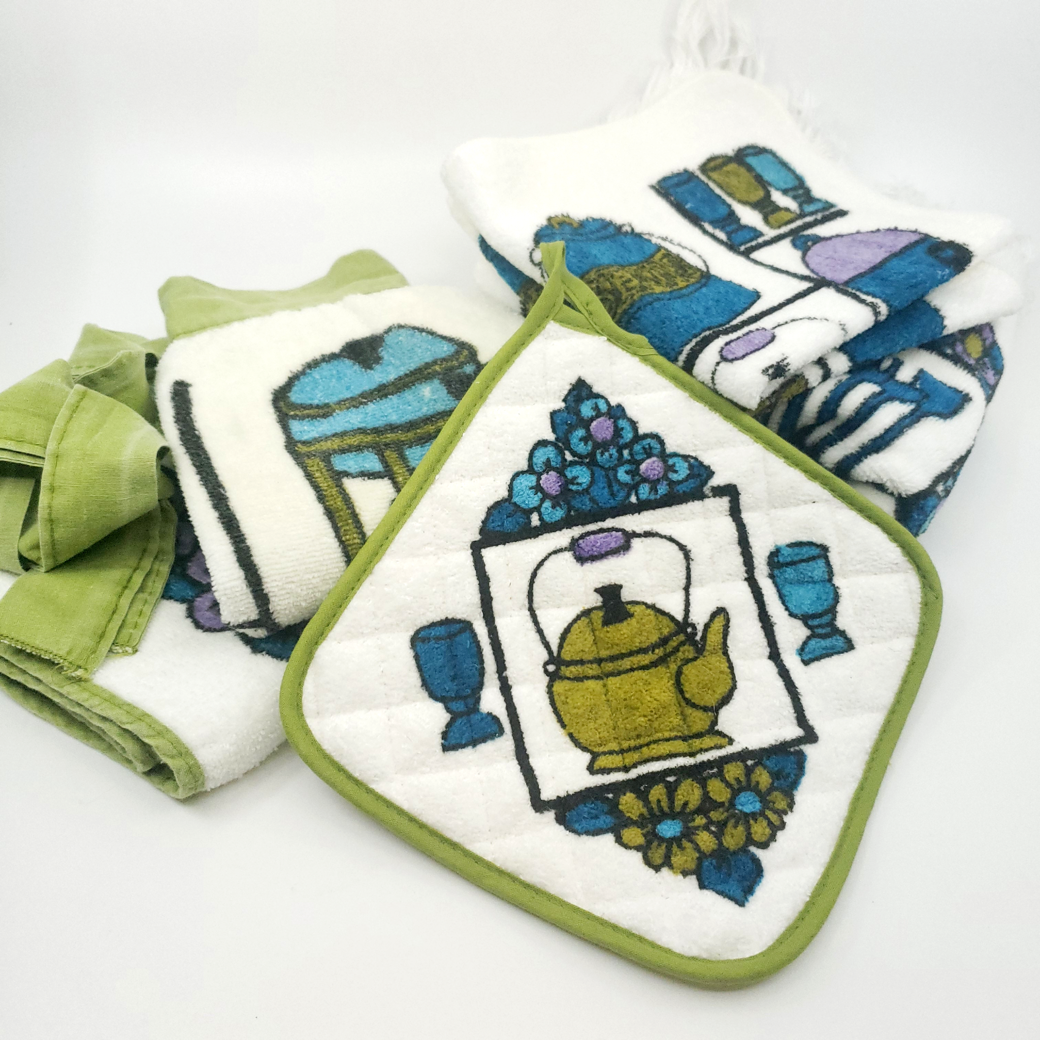 Vintage Royal Terry Kitchen Towel Set