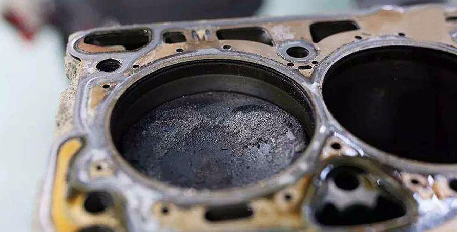 5 Efficient Ways to Clean Carbon Deposits