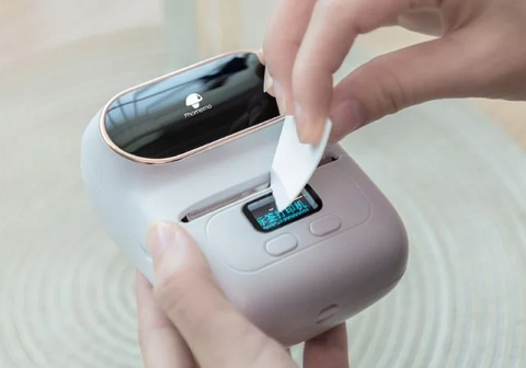 Met de M110 draagbare labelprinter kunt u hoogwaardige sieradenlabels maken