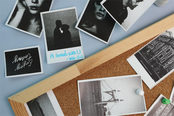 Use the Mini Portable Printer PHOMEMO M02 to print photos when traveling