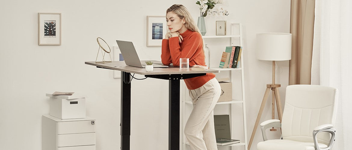 Clatina Berezi Height Adjustable Standing Desk Scene Shot 1