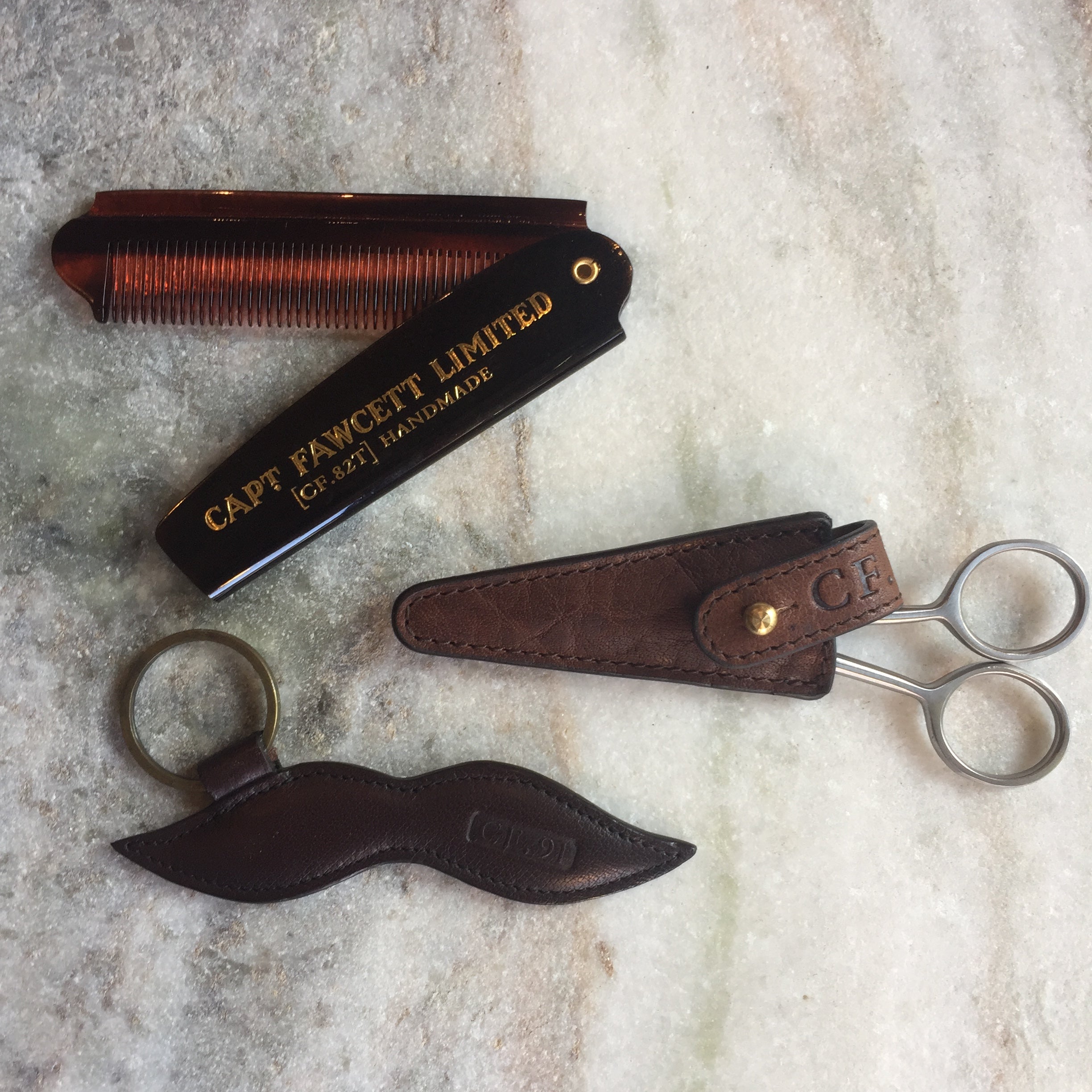 Grooming Scissors w/Leather Pouch