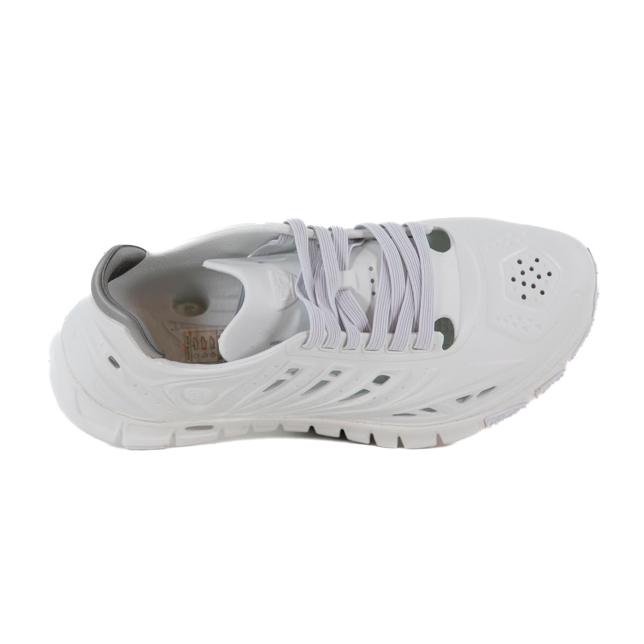 APX Closed Toe Lace Up Water Shoes for Women