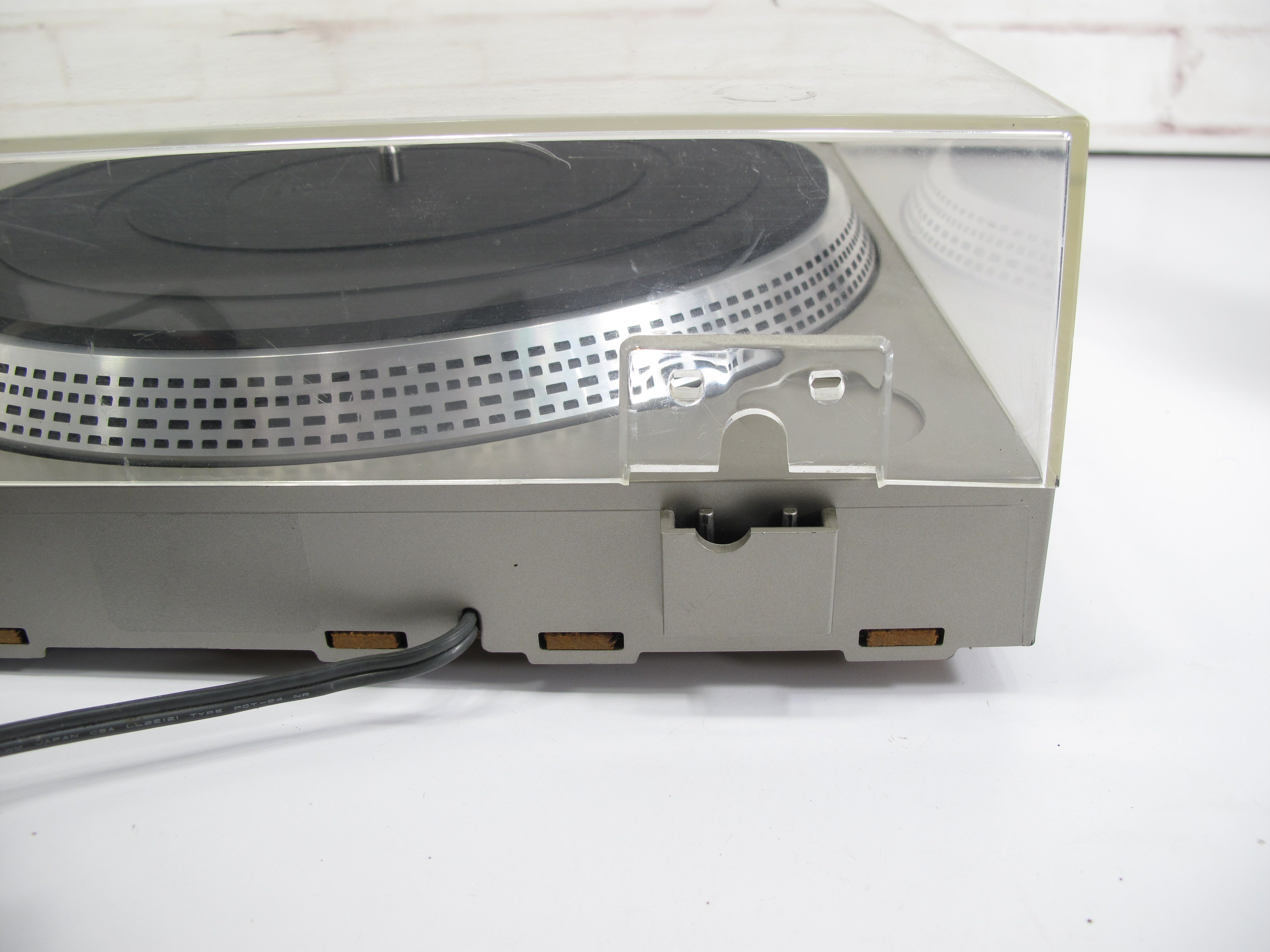 Sony PS-212 Direct Drive Semi Automatic Turntable Record Player