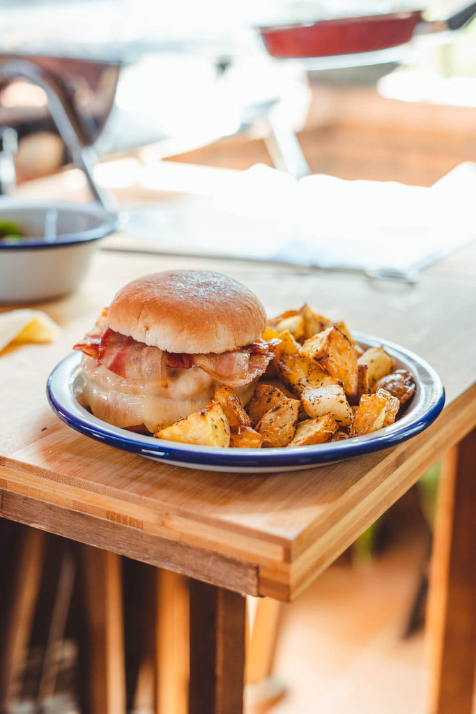 Burger with bacon and potatos