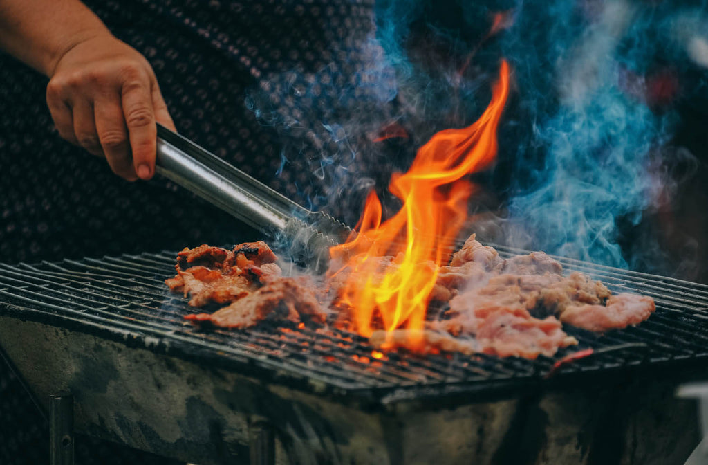 Grill au charbon de bois