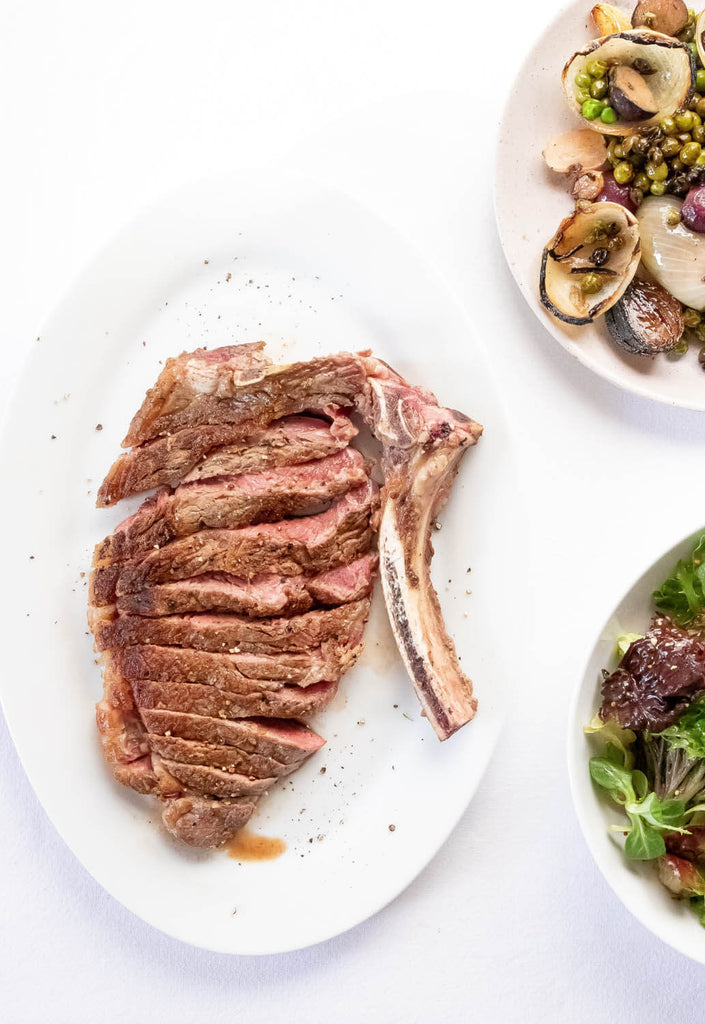 Steak with fresh salad