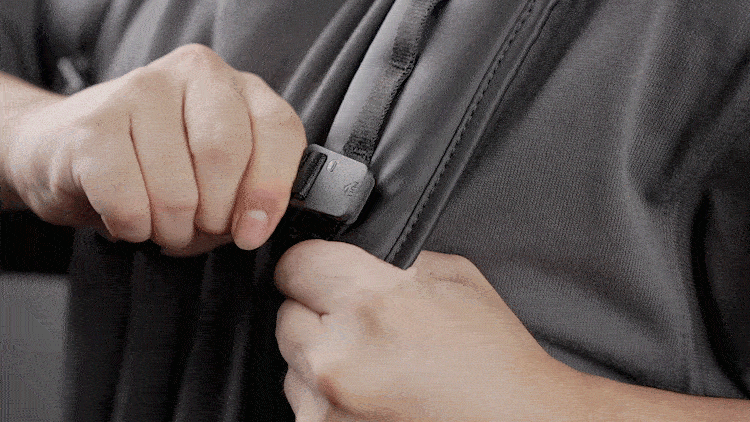 OneGo Air User Guide - How do I wear the bag comfortably?