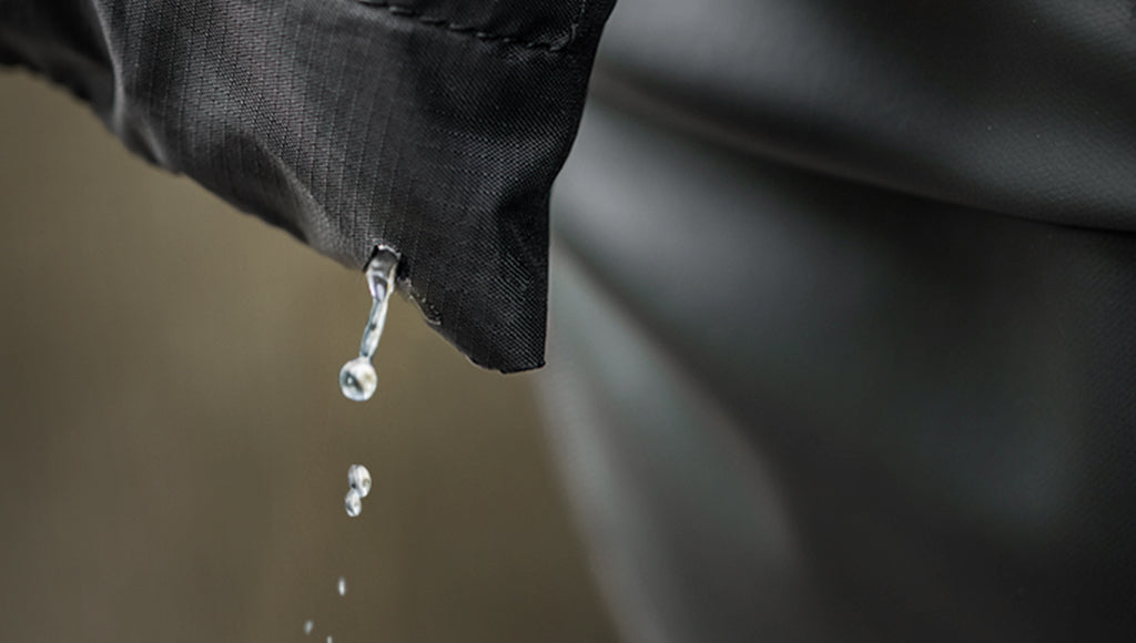 Pytech Rucksack Regenabdeckung 25L - EntwÀsserungsloch