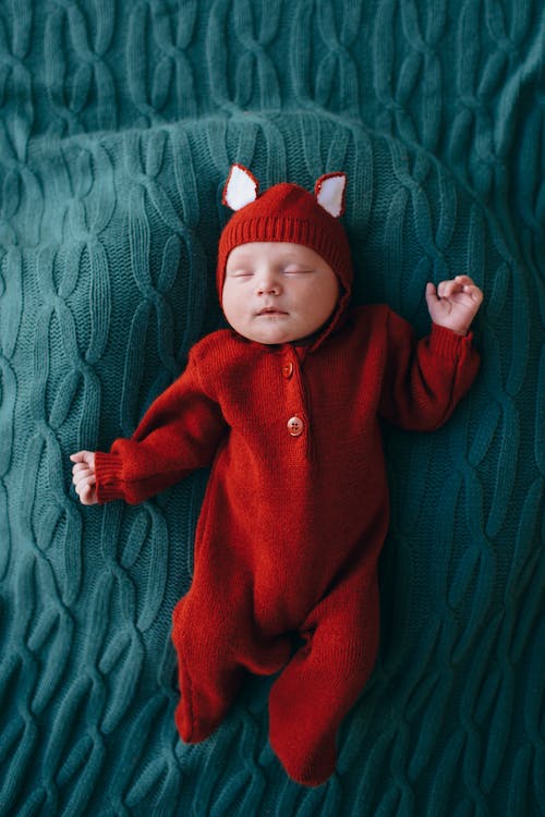 A baby affected by sleep regression