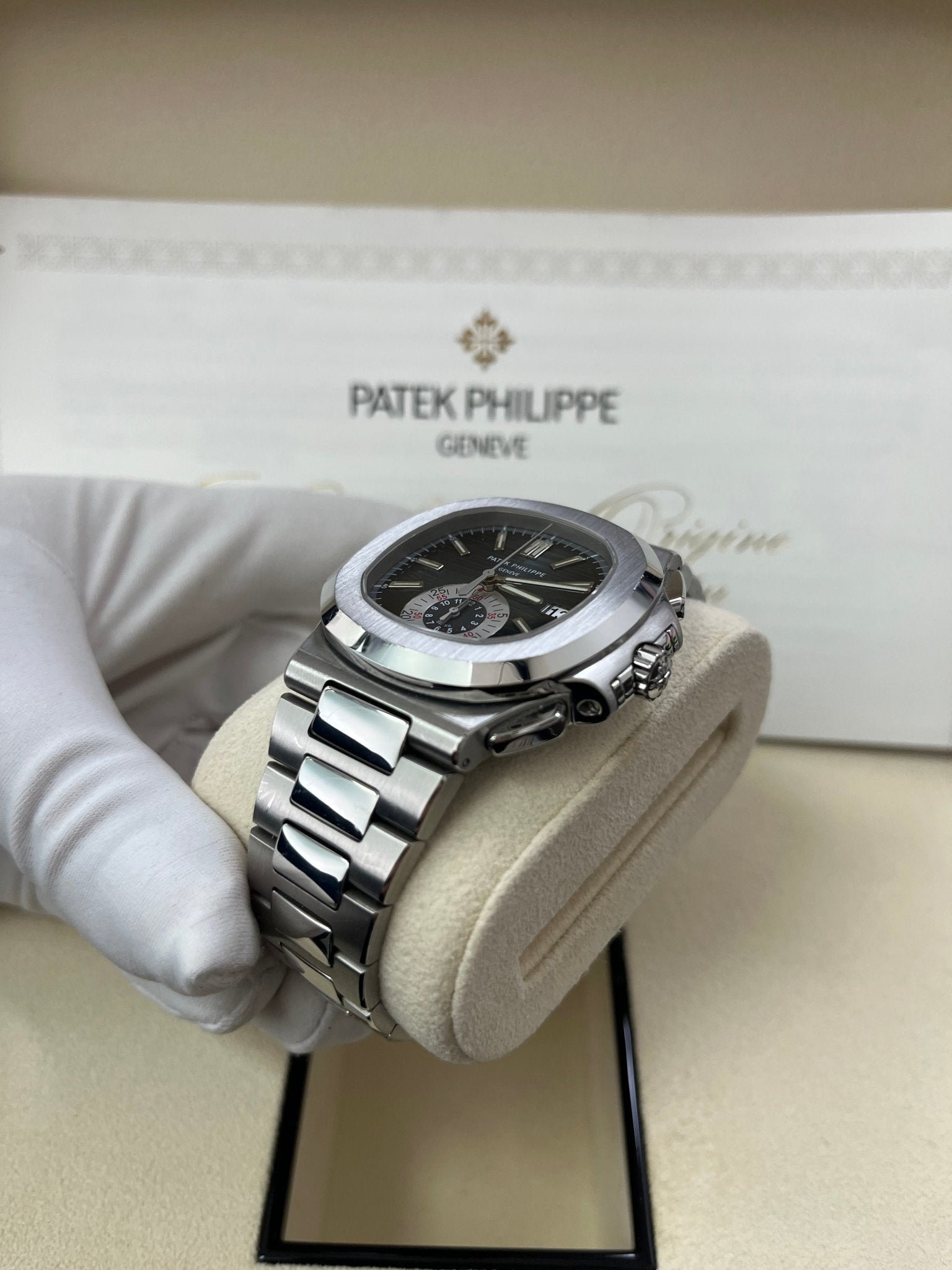 Patek Philippe Nautilus Chronograph REF 5980/1A-001
