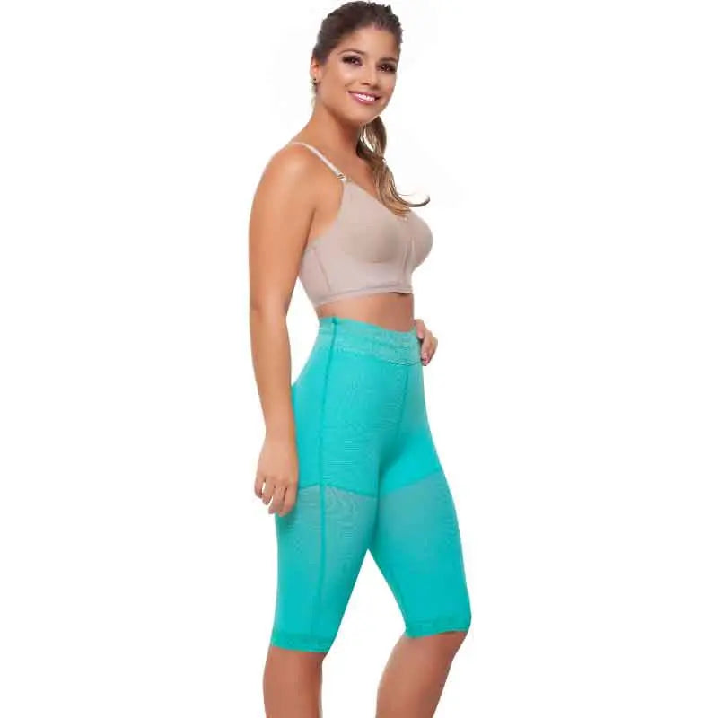 Firm compression butt lifter capri.