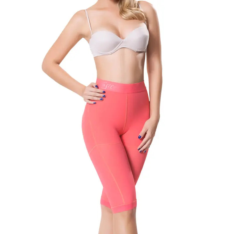 Firm compression butt lifter capri.