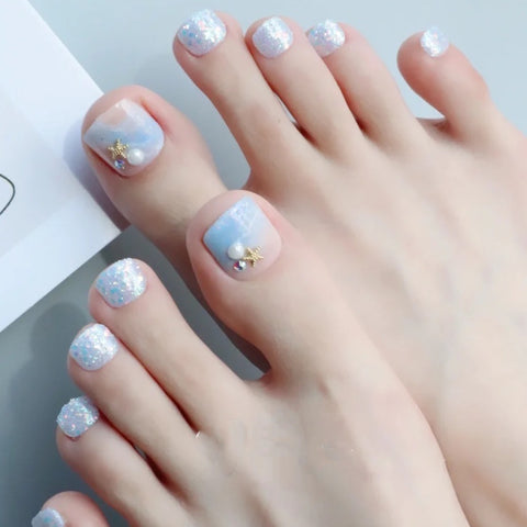 12 pretty pedicure designs to inspire your spring nail creations – Scratch