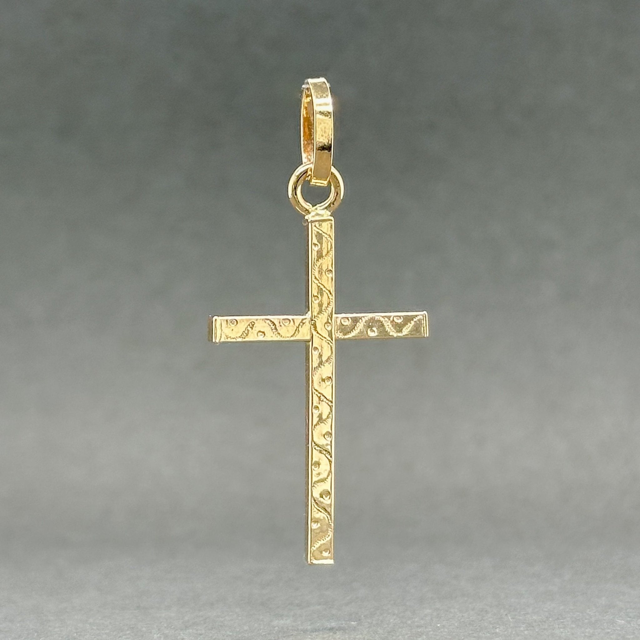 Estate 18K Y Gold 38.10mm Textured Cross Pendant