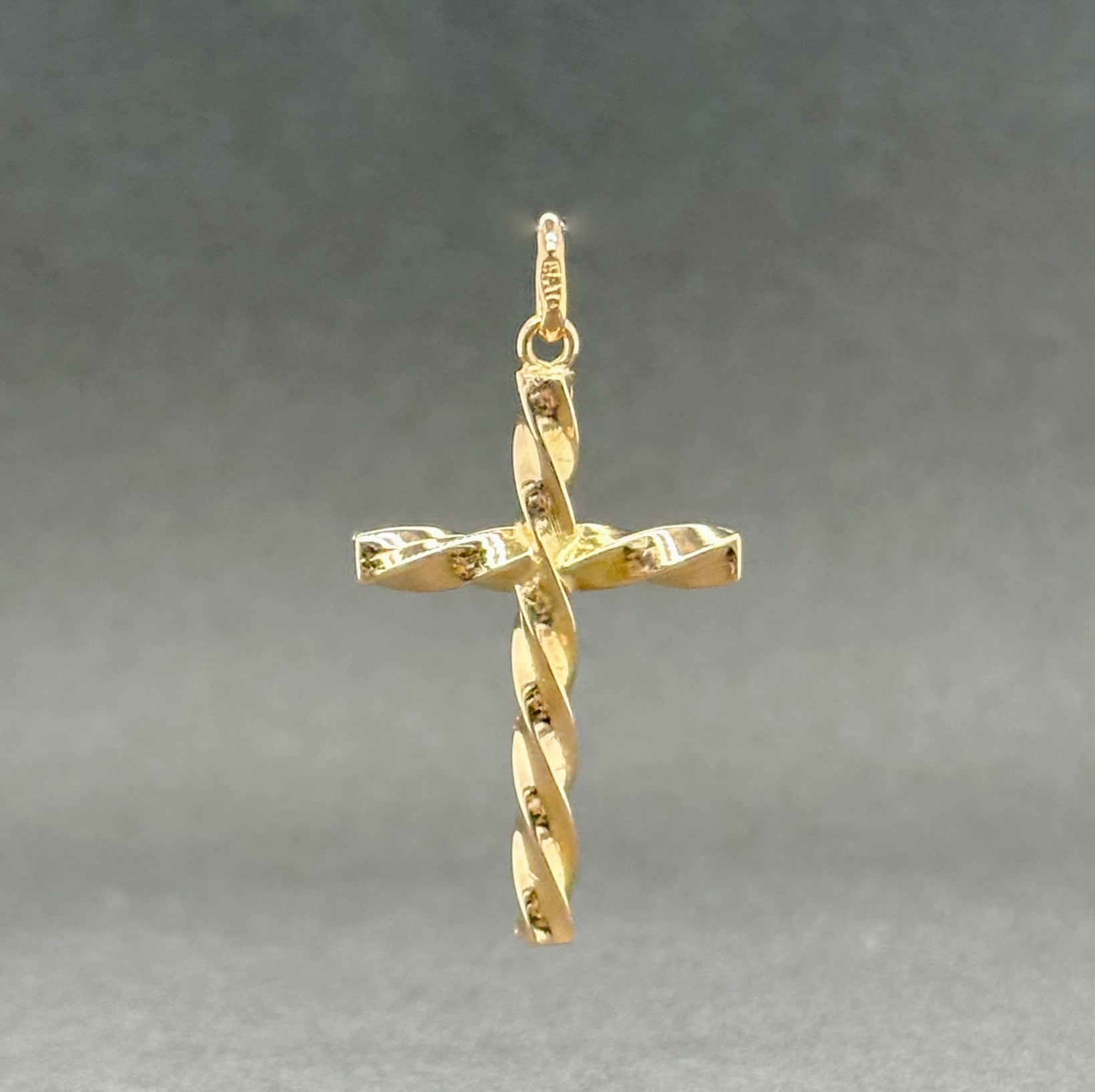 Estate 18K Y Gold Hollow Twisted Cross Pendant