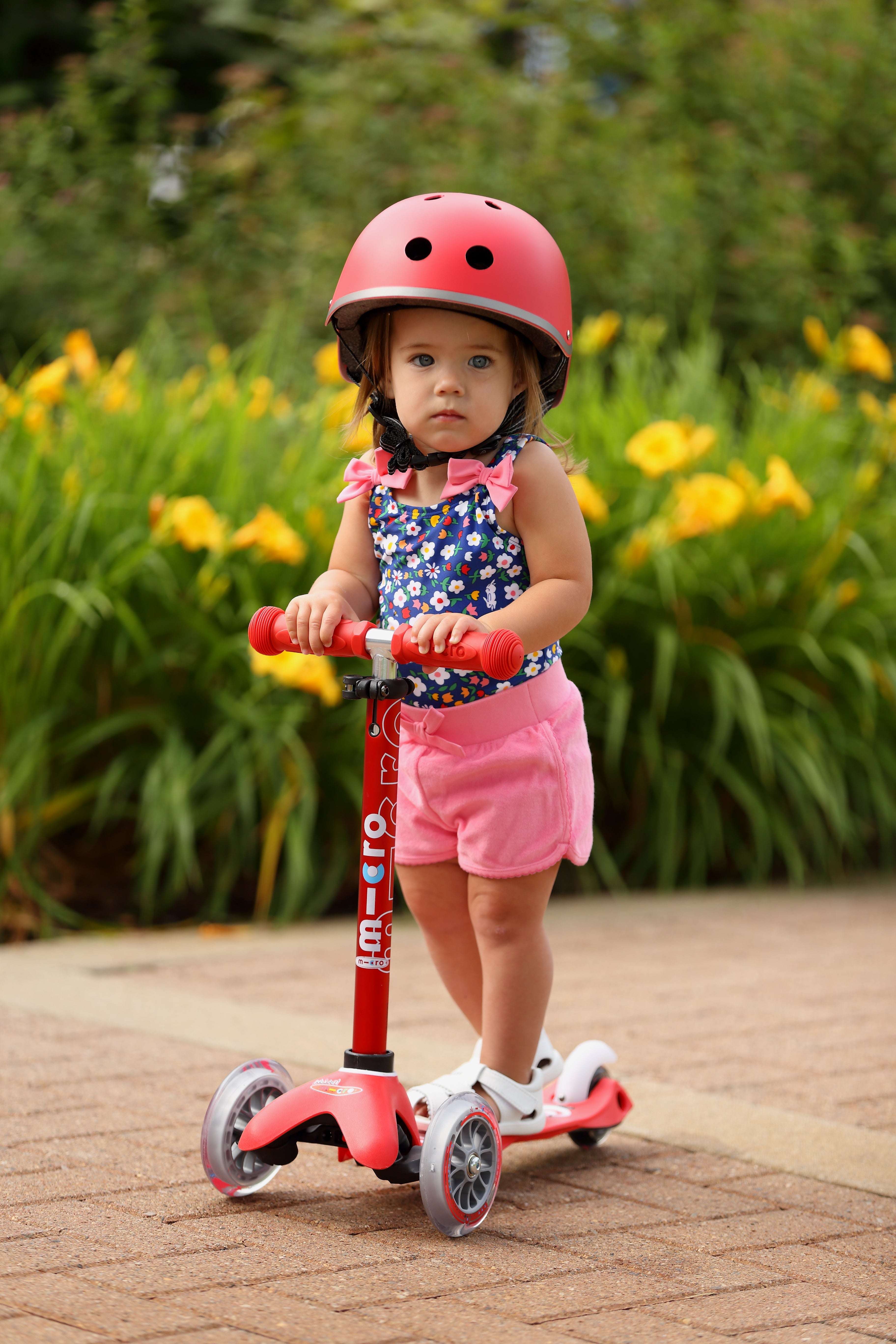 Mini Deluxe LED Scooter