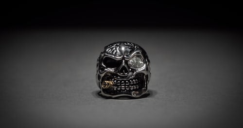 skull rings