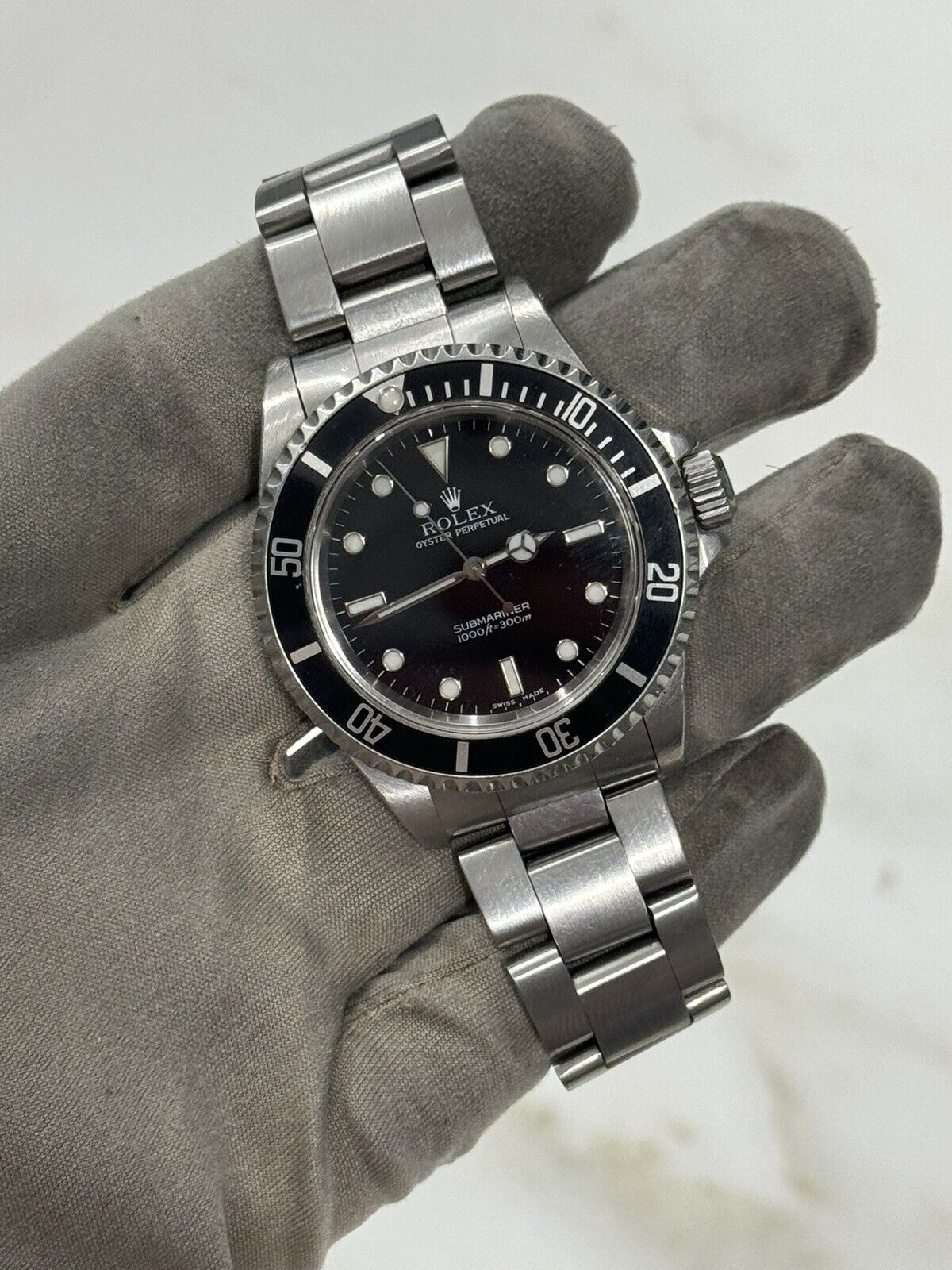 Rolex Submariner No Date 14060 Black Dial 40mm Automatic Watch