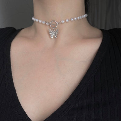 "Dreamy" Butterfly Pearl Choker Necklace