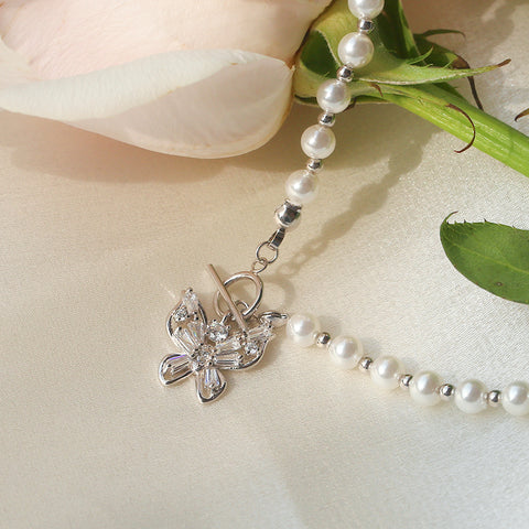"Dreamy" Butterfly Pearl Choker Necklace