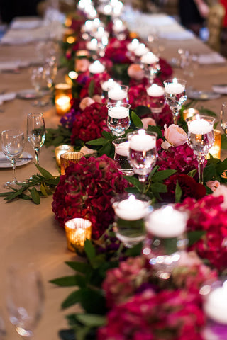 Burgundy are the perfect color for autumn outdoor weddings
