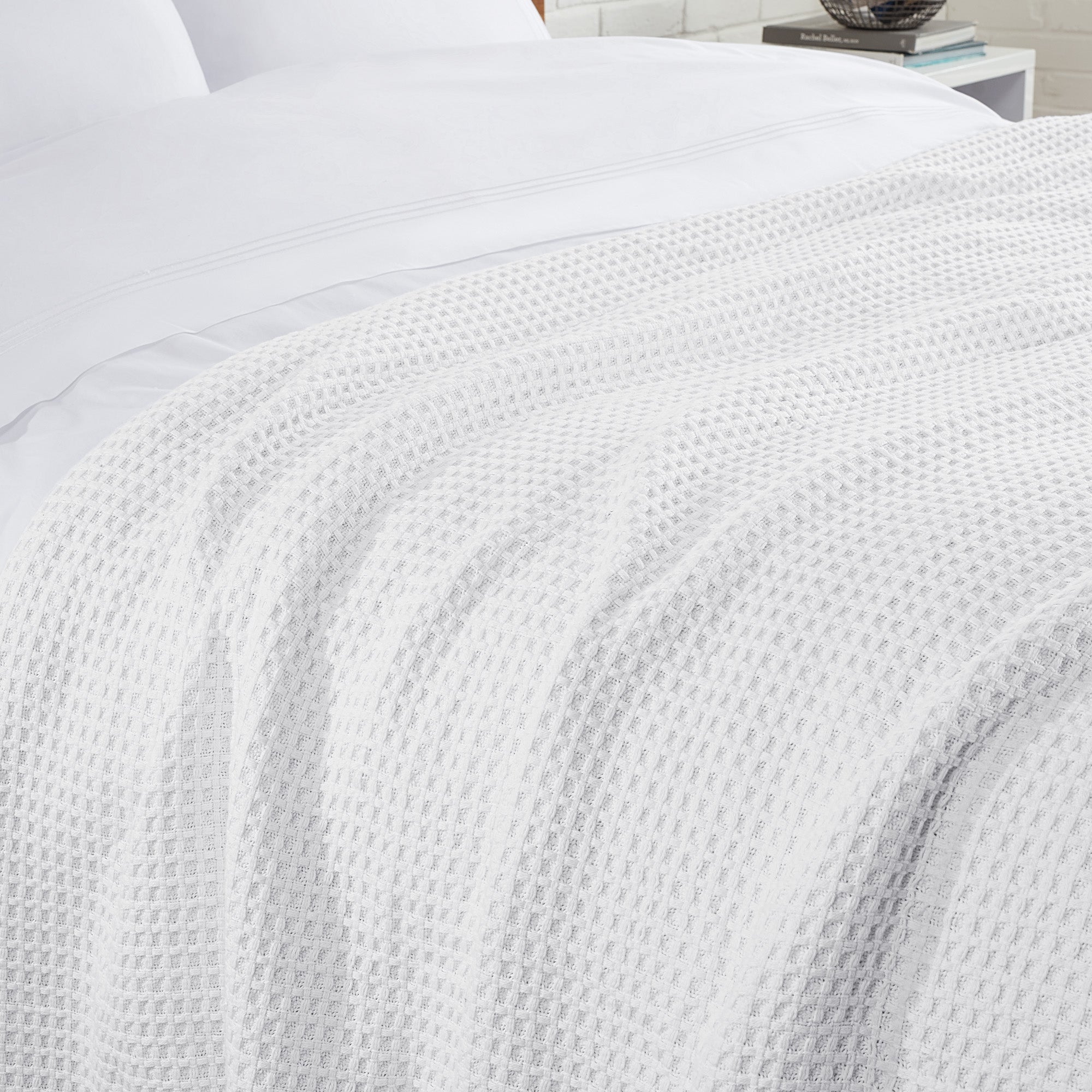 Aston and Arden Luxury Waffle Weave Cotton Bed Blankets, Bed Size Options, Warm Blanket for Bedrooms, Livingrooms, and Travel