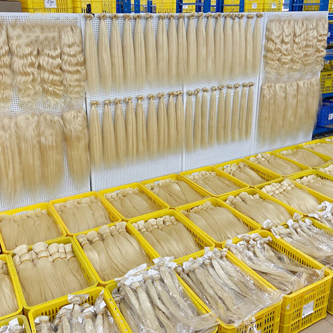 #613 Straight Hair Bundle Display