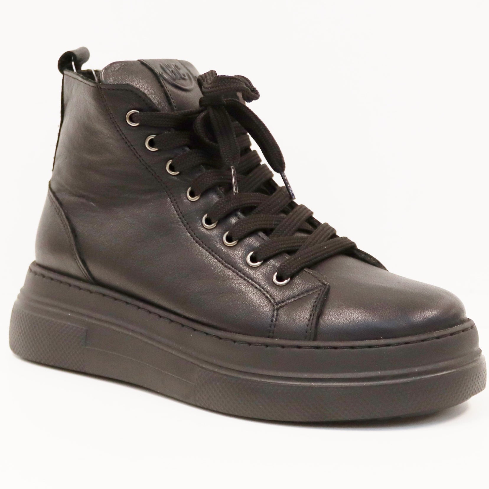 PLATFORM HI-TOP