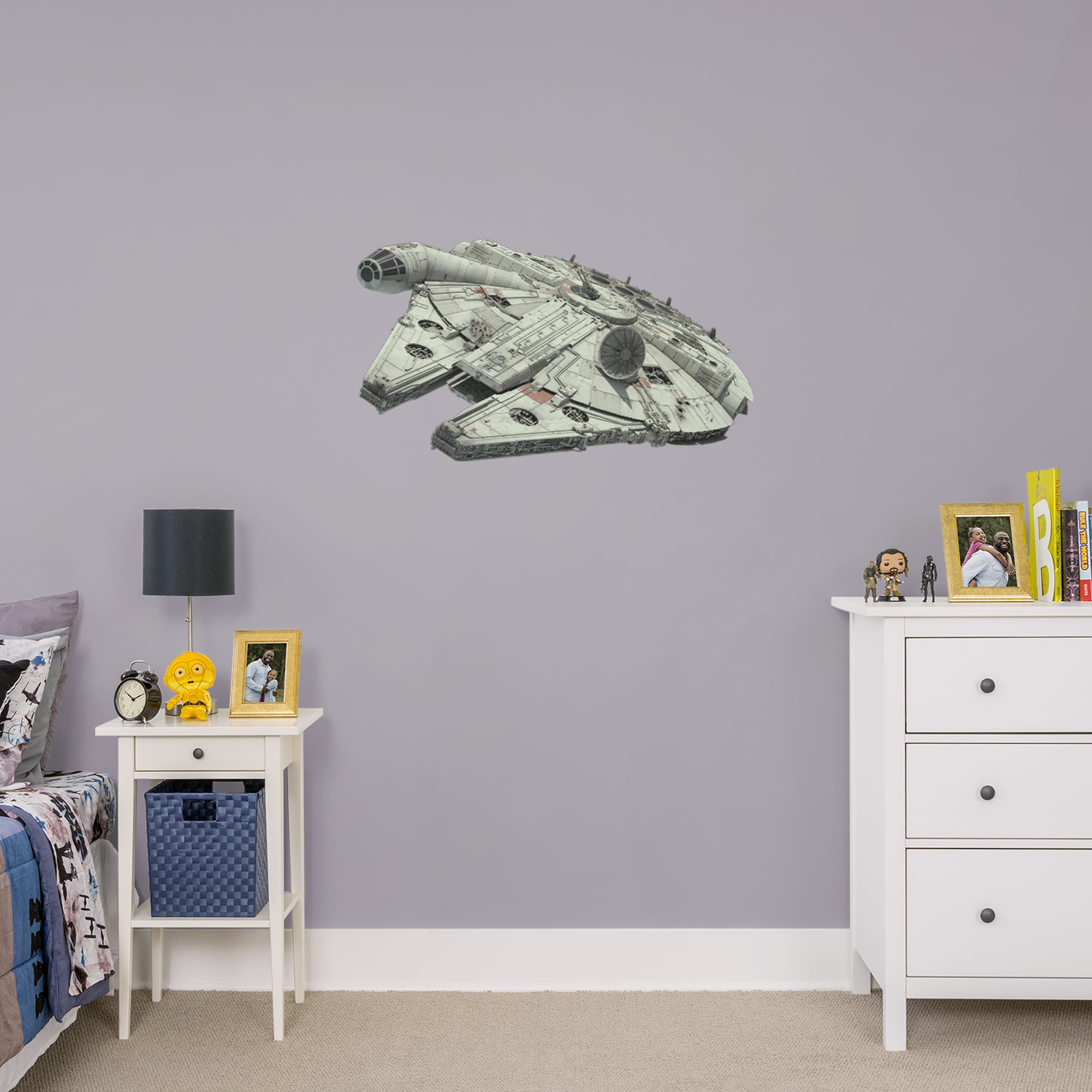 Millennium Falcon - Star Wars: The Rise of Skywalker - Officially Licensed Removable Wall Decal