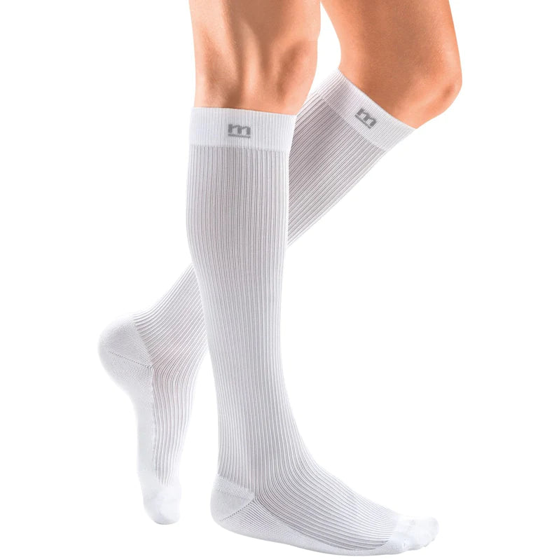 Mediven Active Knee-Highs (15-20 mmHg)