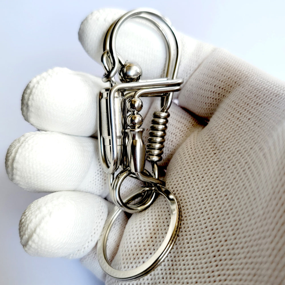 Cute wire keychain